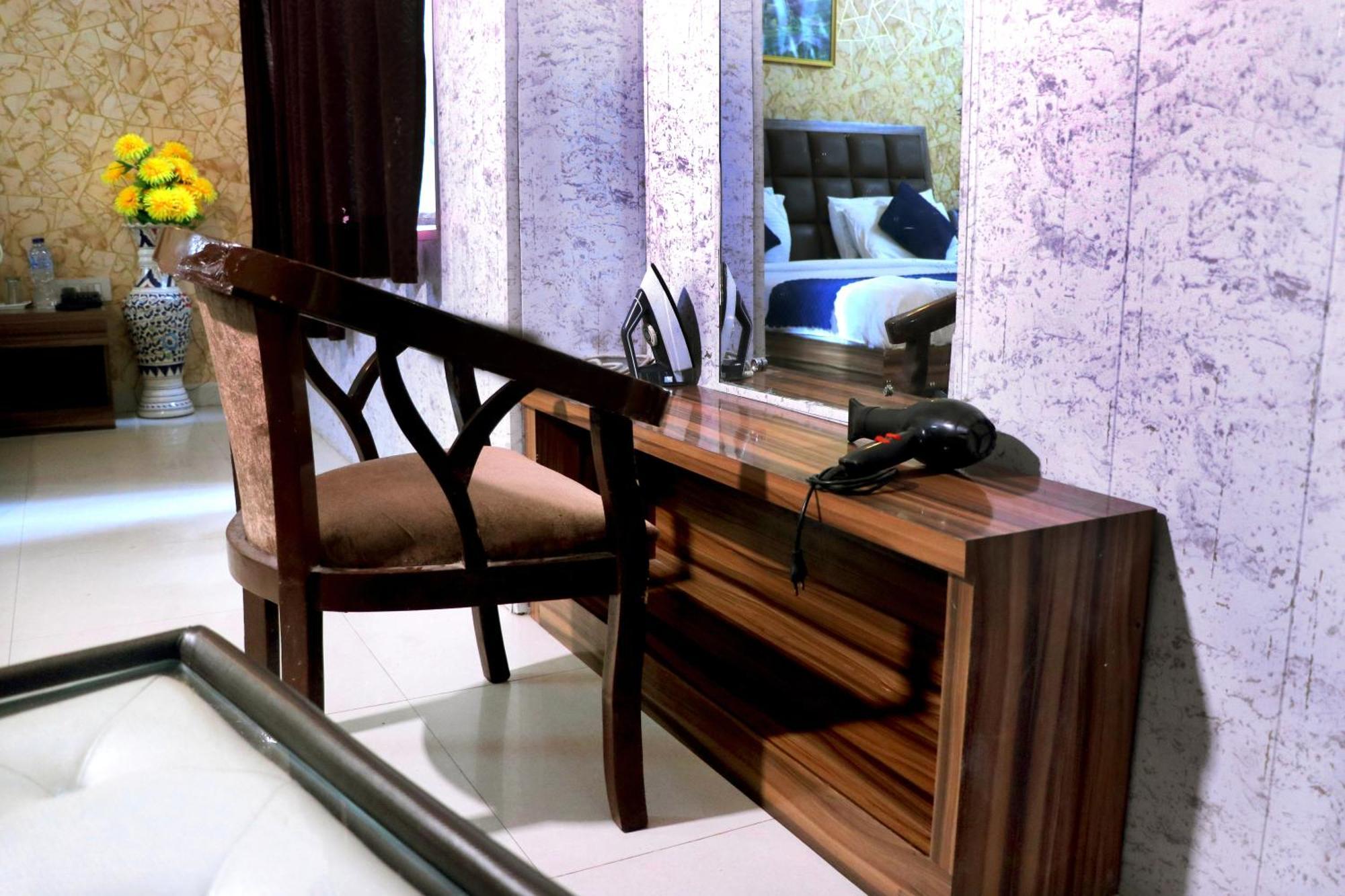 Hotel Panache Mathura Εξωτερικό φωτογραφία
